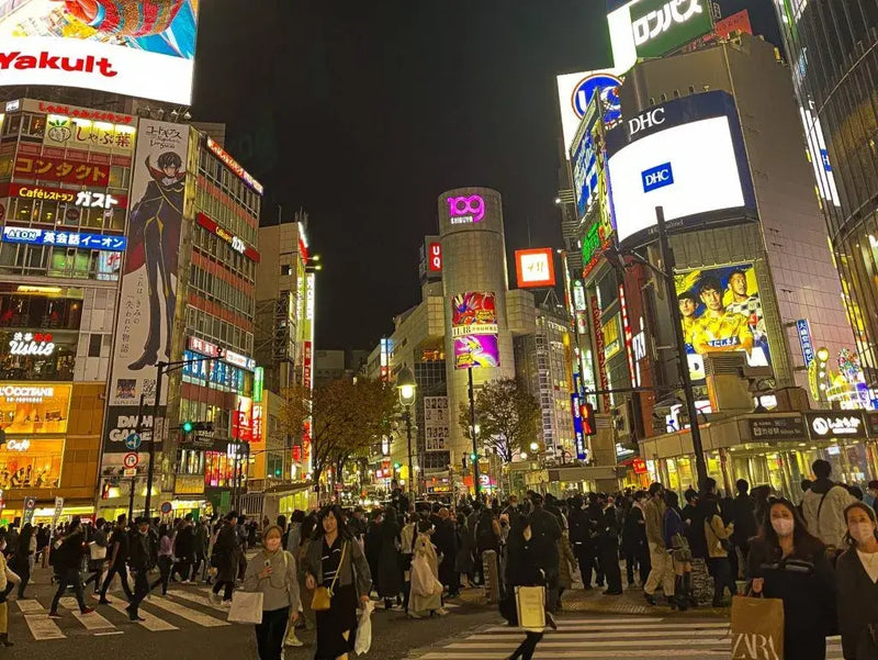 Shibuya crossing, Tokyo, Japan